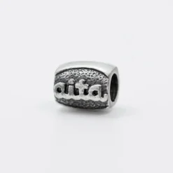 Charm Aita de plata
