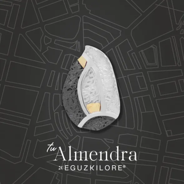 Pendientes Almendra Vitoria Silueta Plata y Lámina de Oro