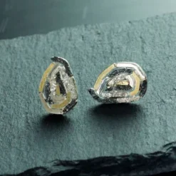 Pendientes Almendra Vitoria Silueta Plata y Lámina de Oro